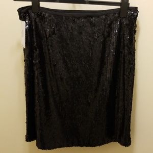 Doncaster black. Sequin short skirt